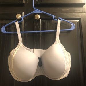 Victoria’s Secret Body by Victoria bra